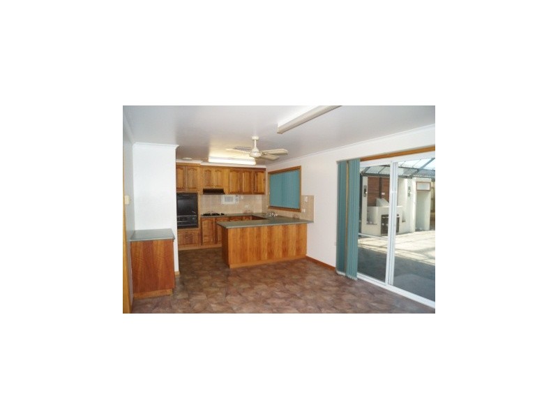 35 Merry Street, Maffra VIC 3860