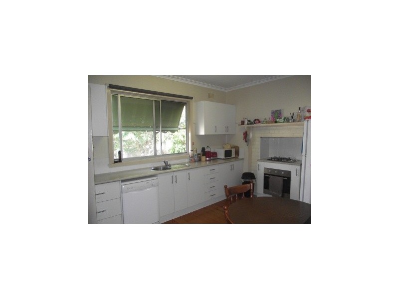 35 Carpenter Street, Maffra VIC 3860