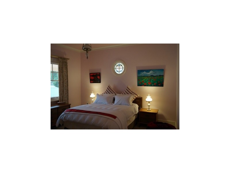 4 Blackburn Street, Stratford VIC 3862