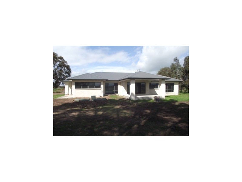 497b Mewburn Park Road, Maffra VIC 3860