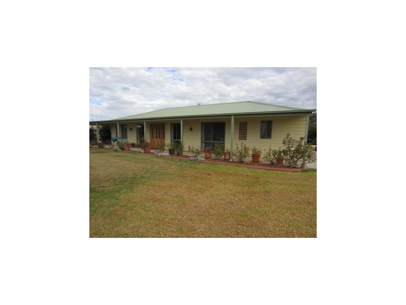 31-33 Victoria Street, Briagolong VIC 3860