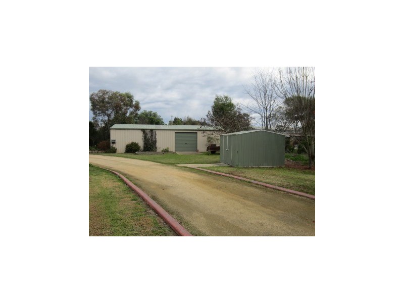31-33 Victoria Street, Briagolong VIC 3860