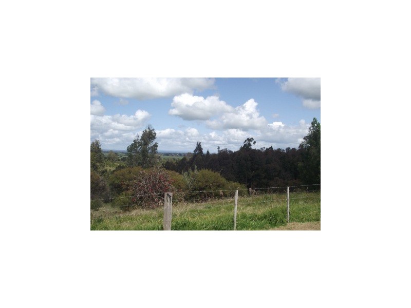 84 Newton Drive, Stratford VIC 3862