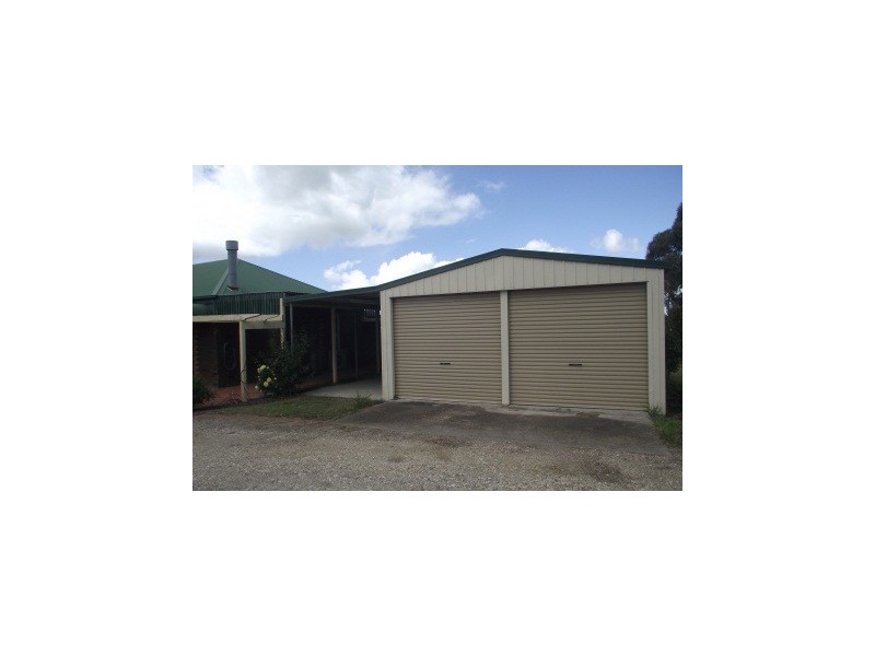 84 Newton Drive, Stratford VIC 3862