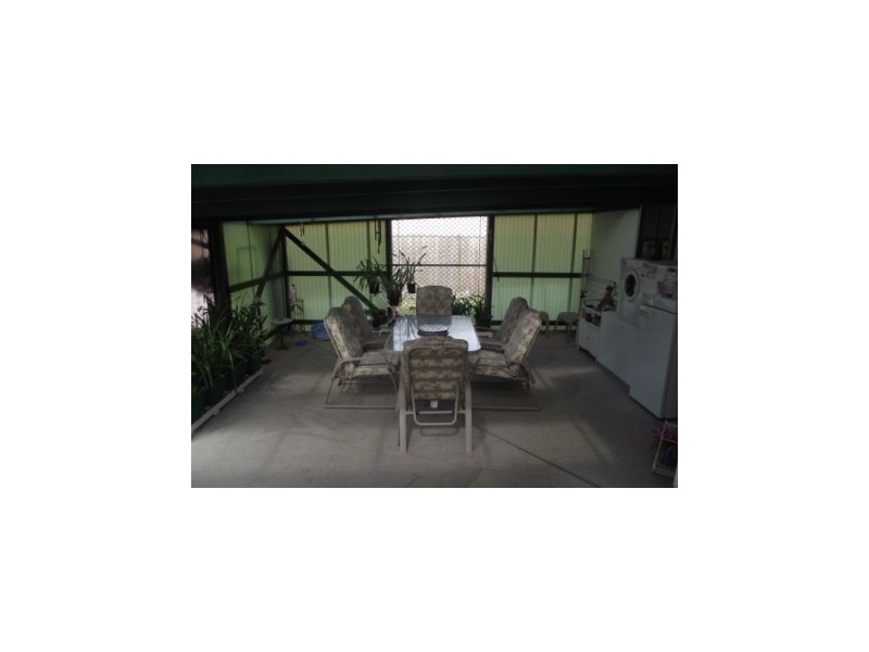 84 Powerscourt Street, Maffra VIC 3860