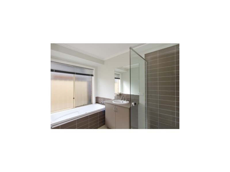 49 Merry Street, Maffra VIC 3860