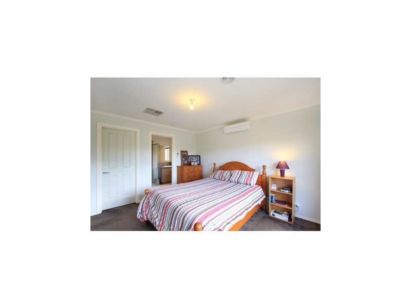 49 Merry Street, Maffra VIC 3860