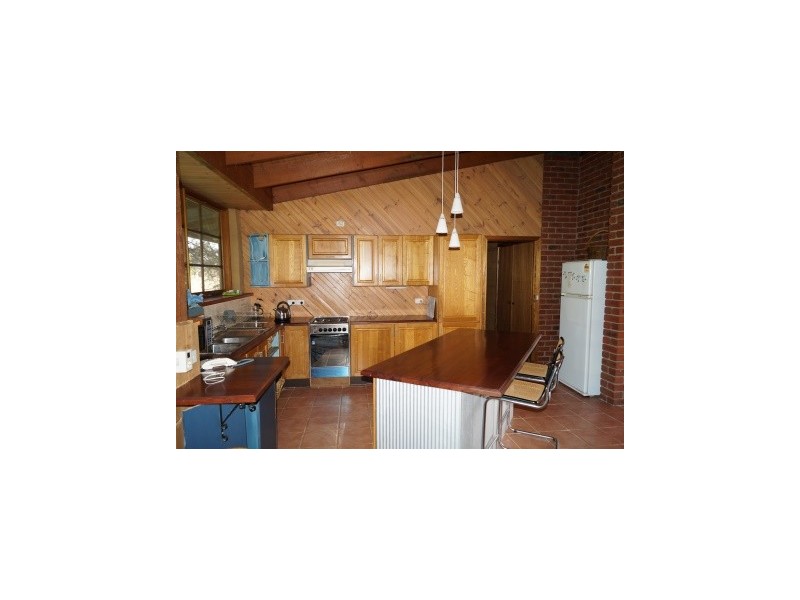Turn 9 Locks Road, Boisdale VIC 3860