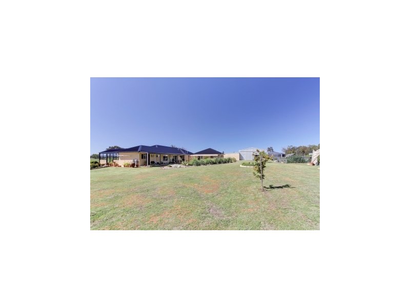 318 Hamiltons Road, Maffra VIC 3860