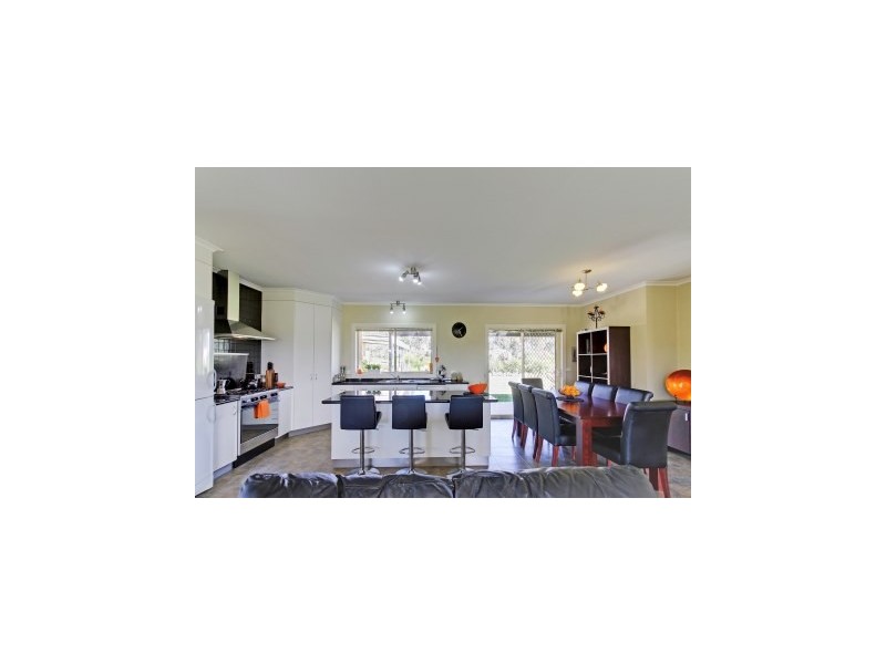 318 Hamiltons Road, Maffra VIC 3860