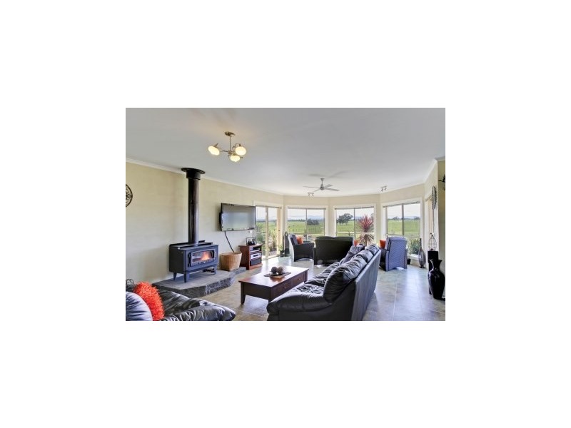 318 Hamiltons Road, Maffra VIC 3860