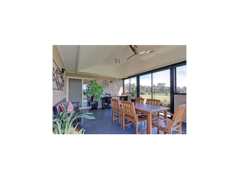 318 Hamiltons Road, Maffra VIC 3860