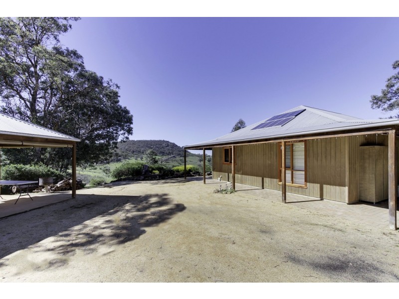 150 Hodges Road, Coongulla VIC 3860