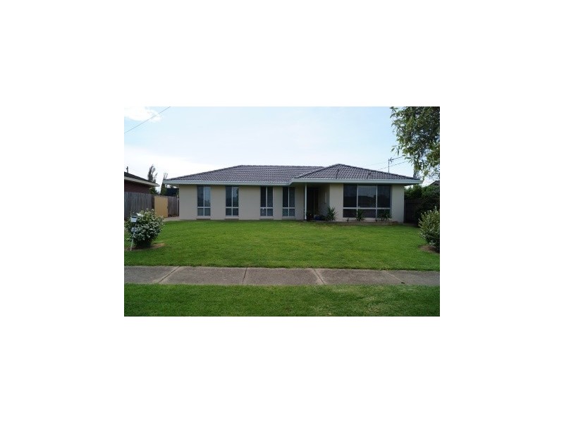 4 Parkinson Street, Maffra VIC 3860