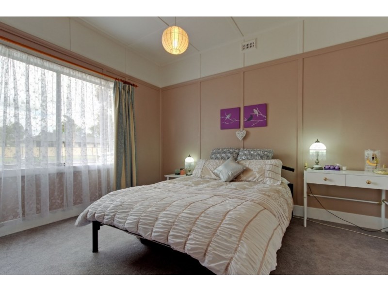26 Laura Street, Maffra VIC 3860