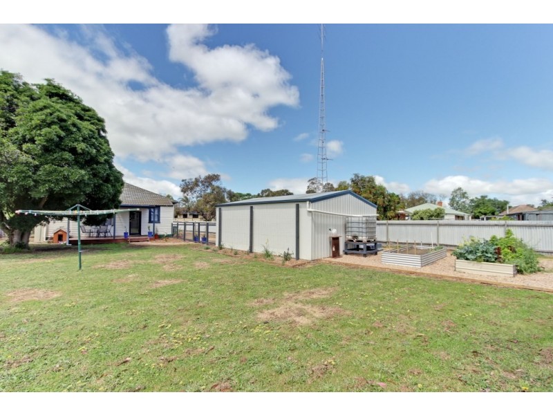 26 Laura Street, Maffra VIC 3860