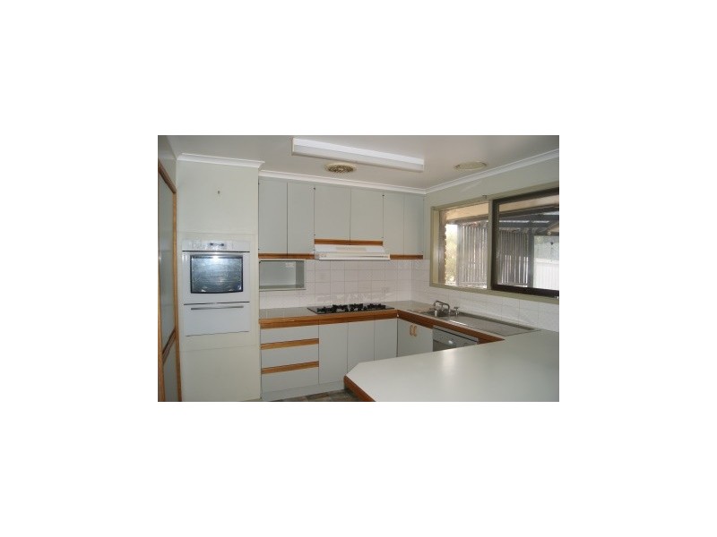 1 McAdam Street, Maffra VIC 3860