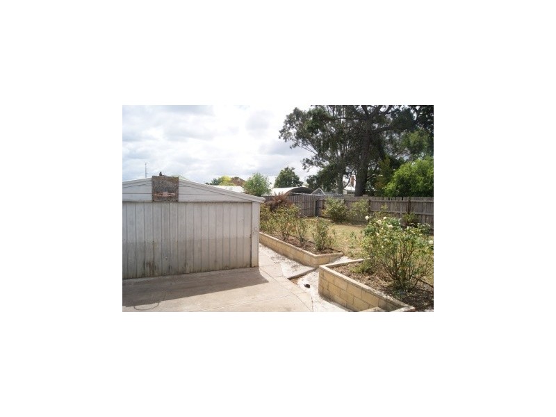 1 McAdam Street, Maffra VIC 3860