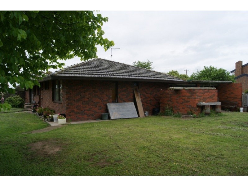 21-23 Campbell Street, Maffra VIC 3860