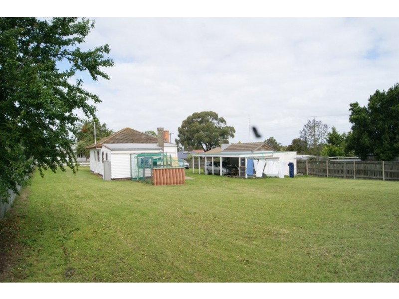 1 Mills Street, Maffra VIC 3860