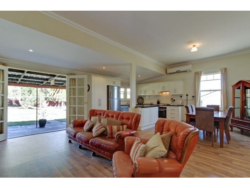 10 Henry Street, Maffra VIC 3860