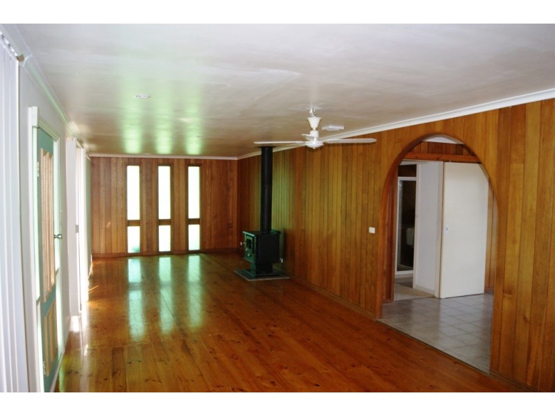 17 Weir Road, Heyfield VIC 3858