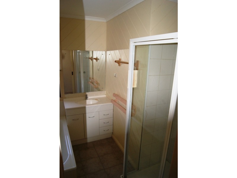 17 Weir Road, Heyfield VIC 3858