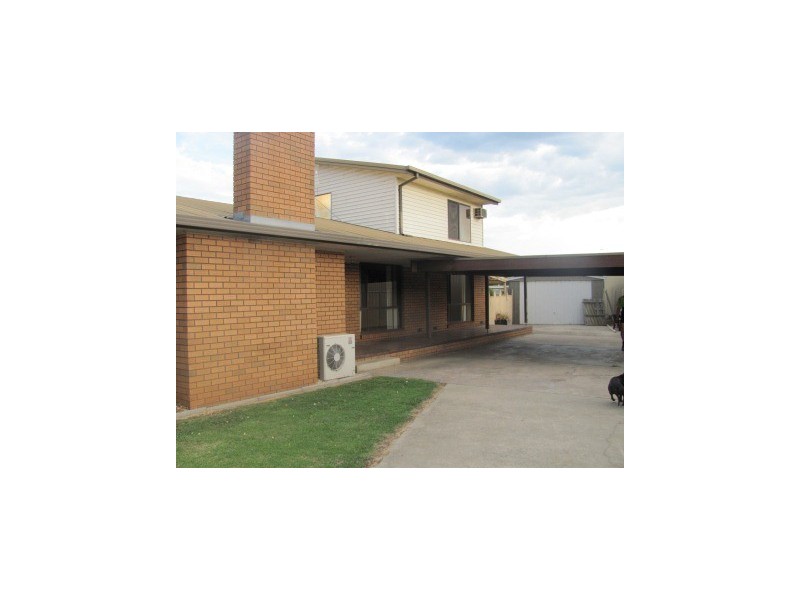 58 Mills Street, Heyfield VIC 3858