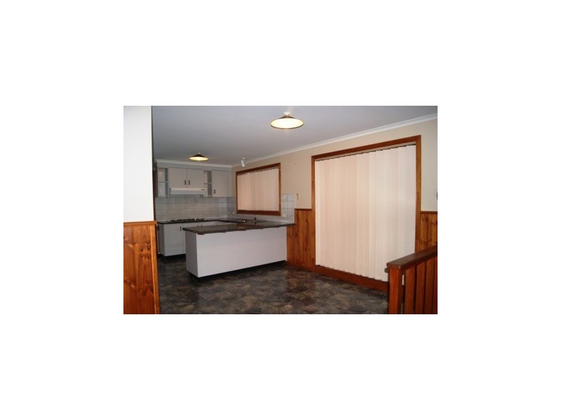 3 Merry Street, Maffra VIC 3860