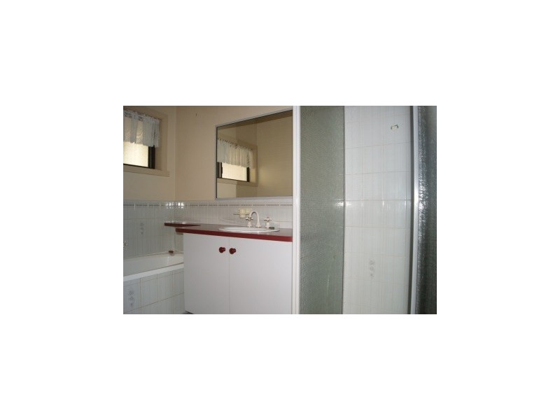 3 Merry Street, Maffra VIC 3860