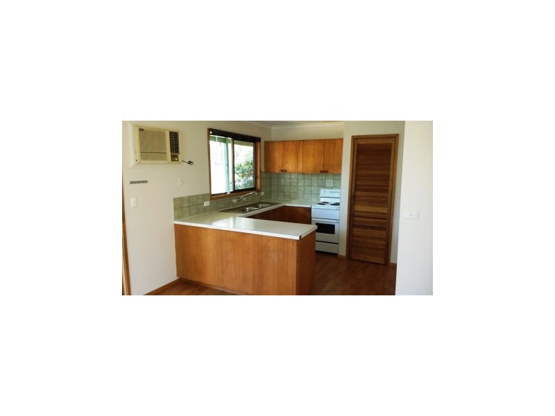 8 McAlister Drive, Coongulla VIC 3860