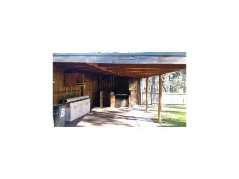 8 McAlister Drive, Coongulla VIC 3860