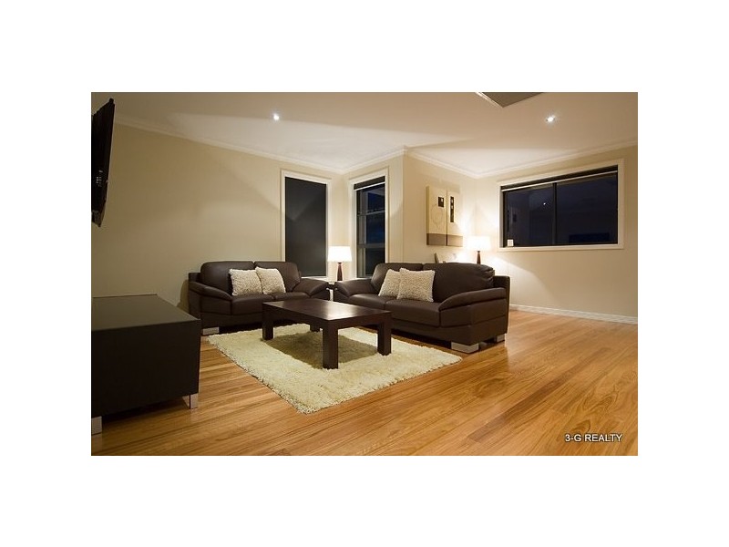 149 Sir Bruce Blvd, Benowa Waters QLD 4217