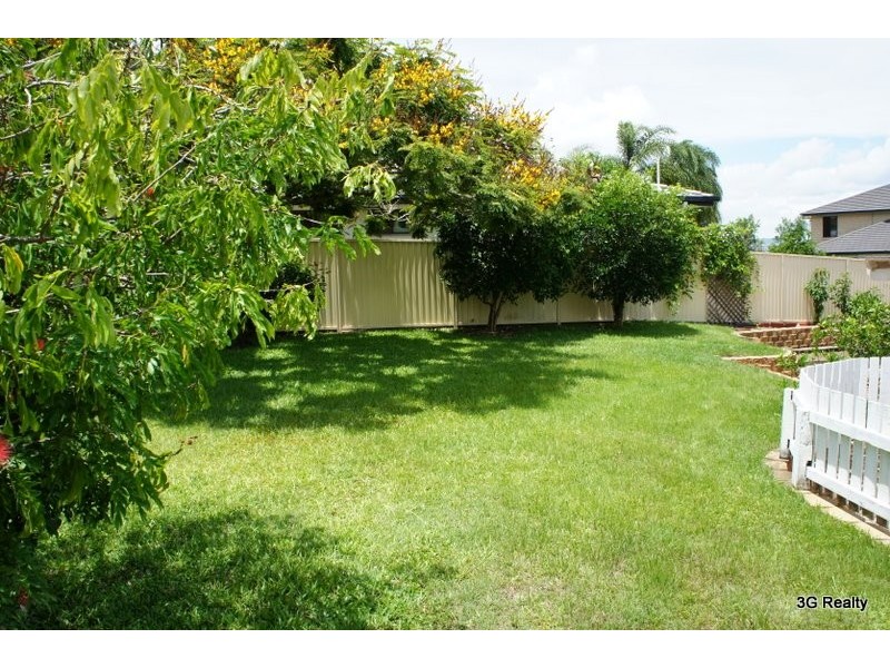 48 Bosun Prade, Ashmore QLD 4214