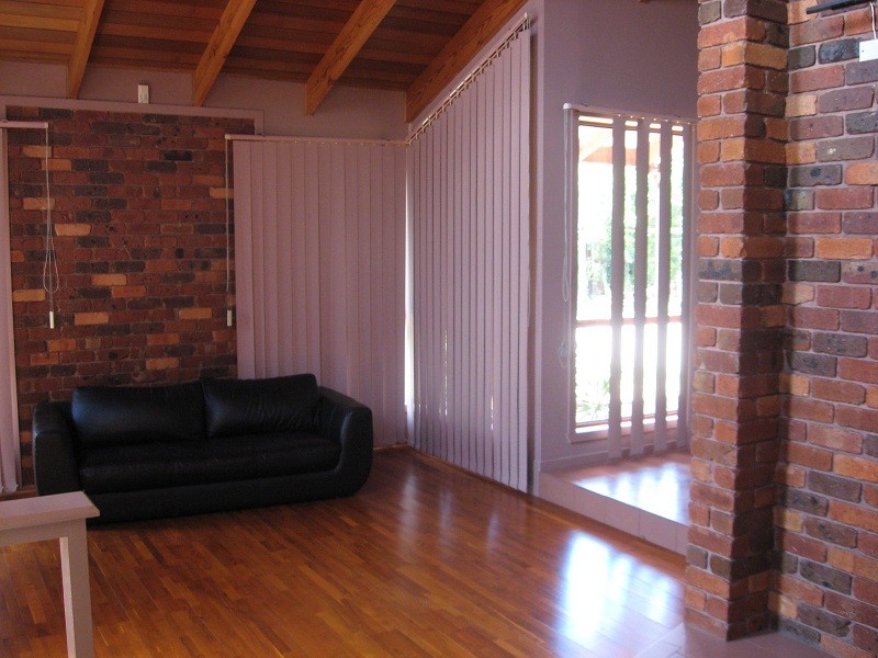 5 Thorogood Court, Taylors Lakes VIC 3038