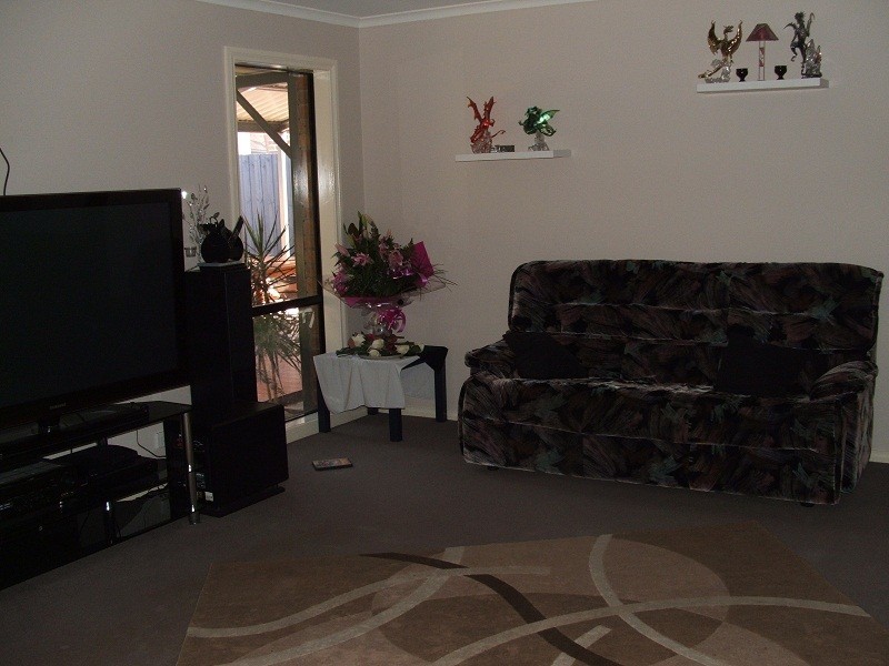 10 Fingleton Crescent, Sunbury VIC 3429
