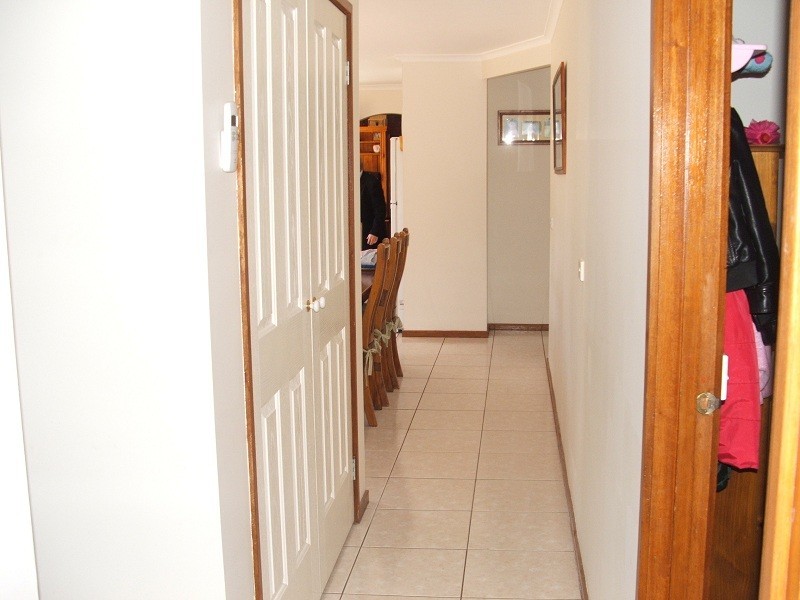 3 Ash Court, Romsey VIC 3434