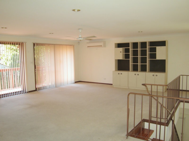 1 Garrick Road, St Ives NSW 2075