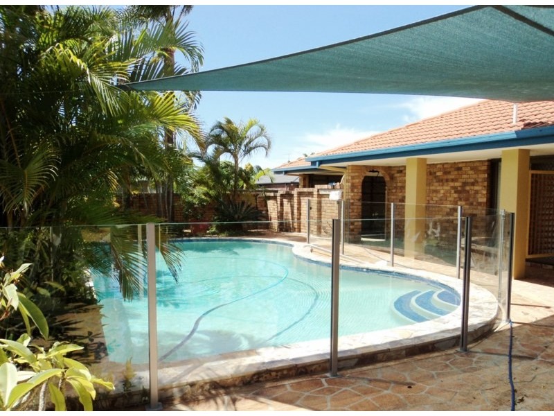 9 Tartan Court, Mermaid Waters QLD 4218
