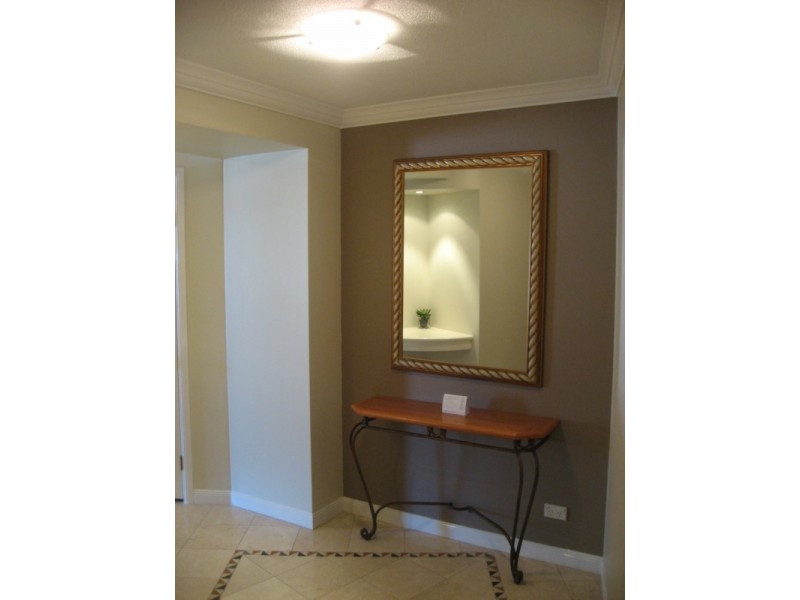 1/90 SURF PARADE, Broadbeach QLD 4218