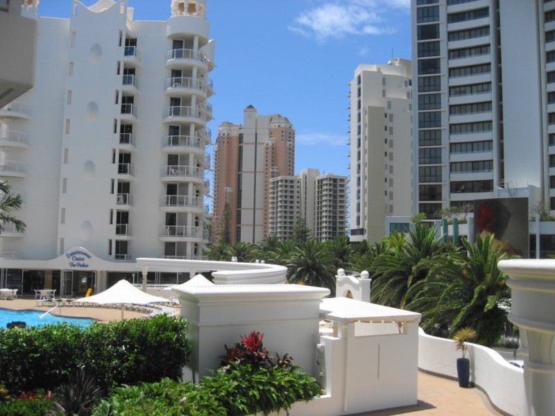 1/90 SURF PARADE, Broadbeach QLD 4218