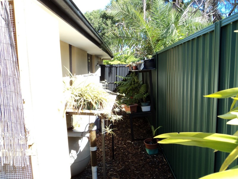 147 Markeri Street, Mermaid Waters QLD 4218