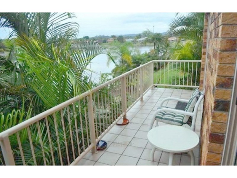 4 Lowood Court, Varsity Lakes QLD 4227