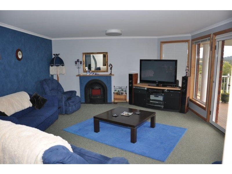 1327a Lyell Highway, New Norfolk TAS 7140