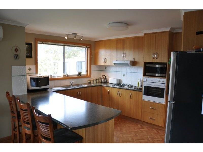 1327a Lyell Highway, New Norfolk TAS 7140