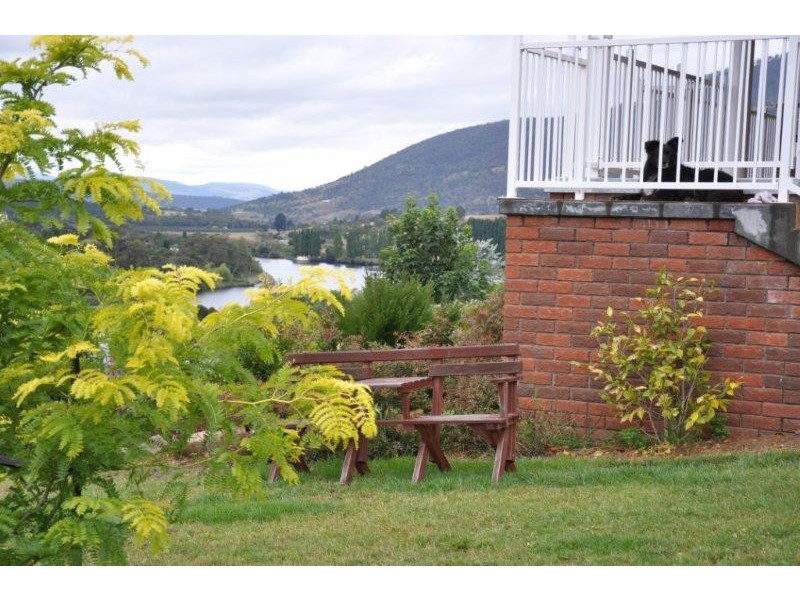 1327a Lyell Highway, New Norfolk TAS 7140