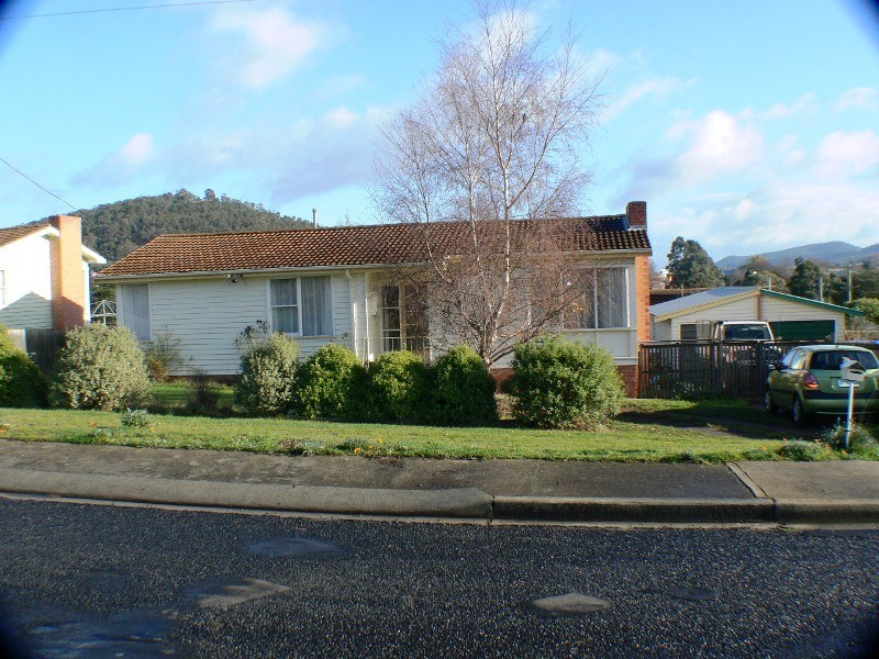 32 Glebe Road, New Norfolk TAS 7140