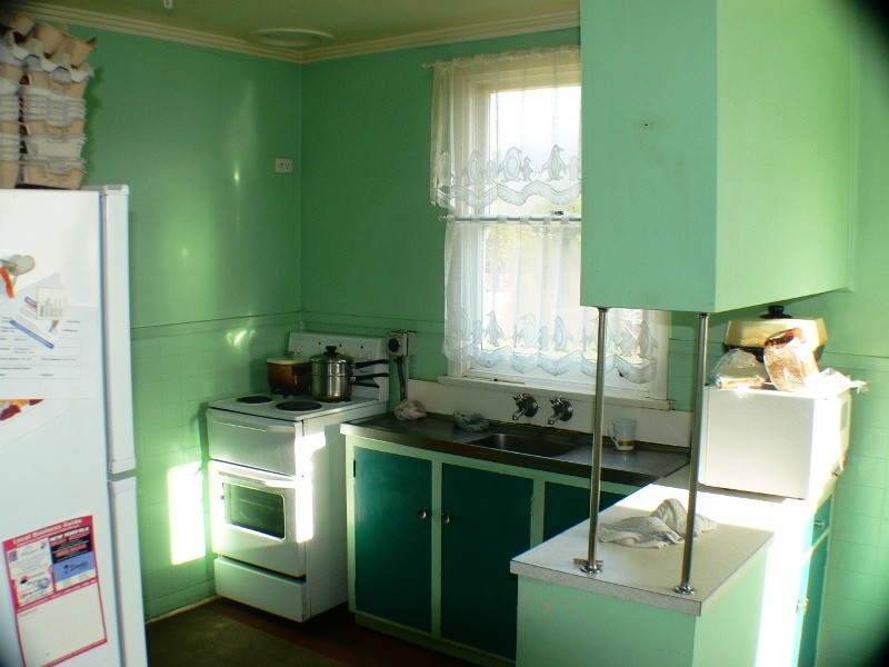 32 Glebe Road, New Norfolk TAS 7140