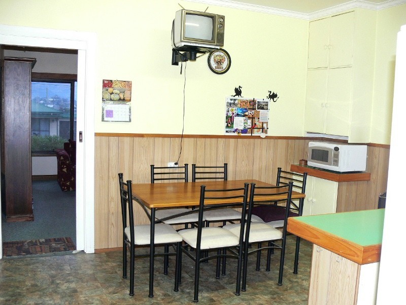 4 Norfolk Avenue, New Norfolk TAS 7140