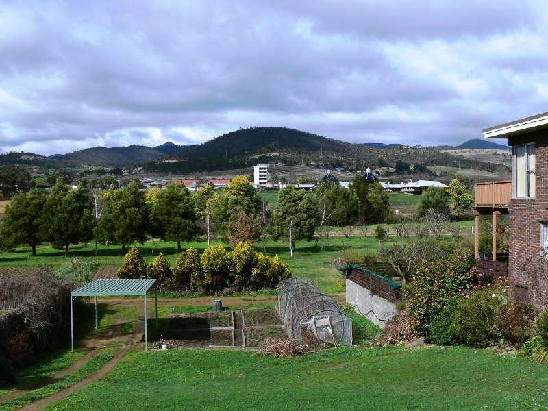 47 Pioneer Avenue, New Norfolk TAS 7140